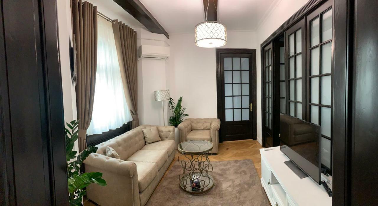 English Apartment Craiova Exteriér fotografie